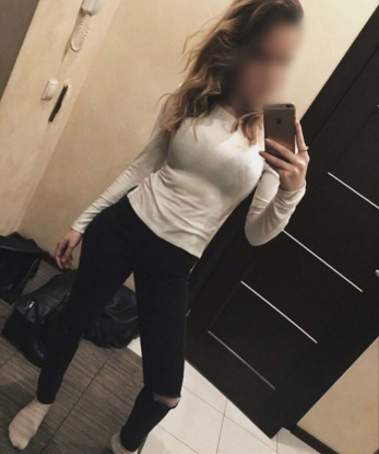 Опытная и раскованная красавица позаботится о тебе. Готова предложить незабываемый отдых и море удовольствия! 13438, 23 года